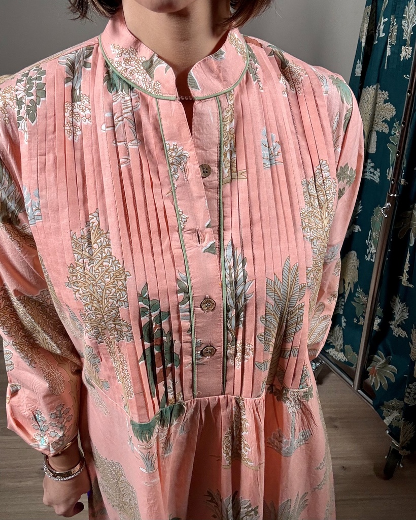 FRONTLINE pink