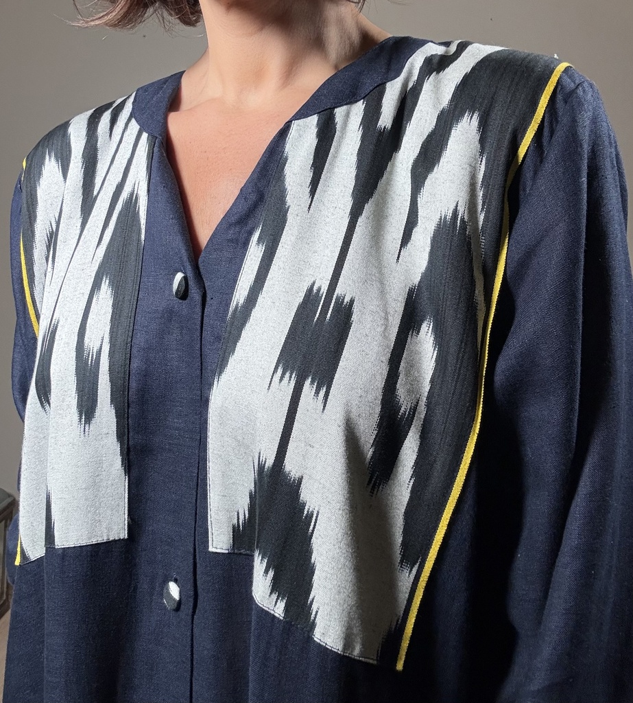 Ikat Navy