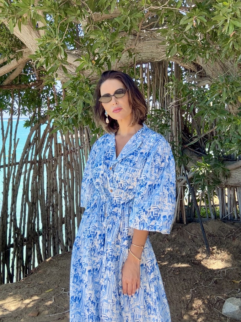 Aura blue